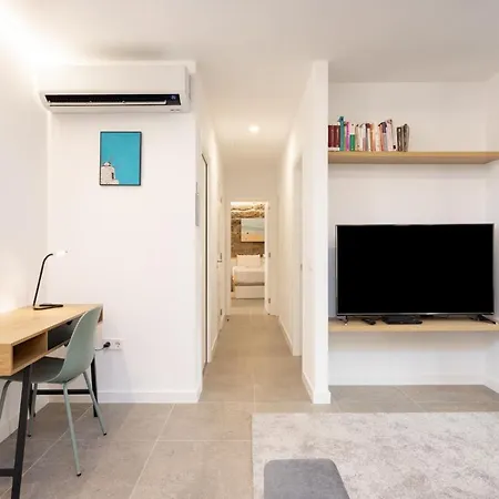 Guimera Family A Apartment